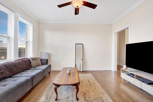 Photo - 3153 W Augusta Blvd Unit #1B