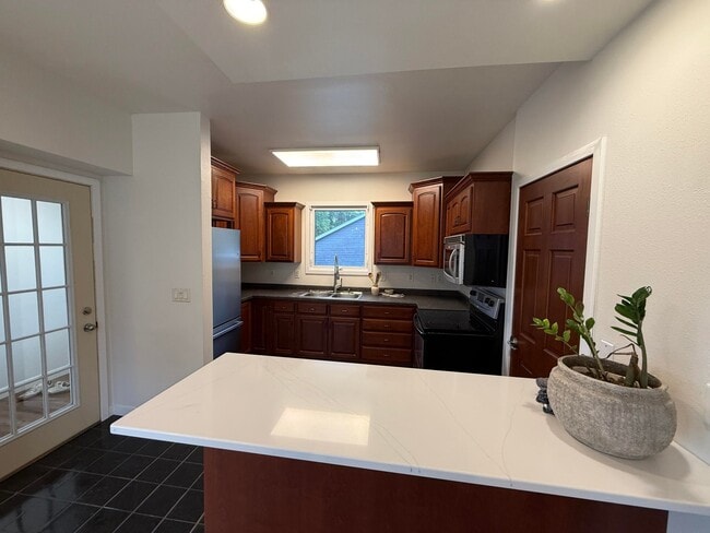 Photo - 1108 Main Ave