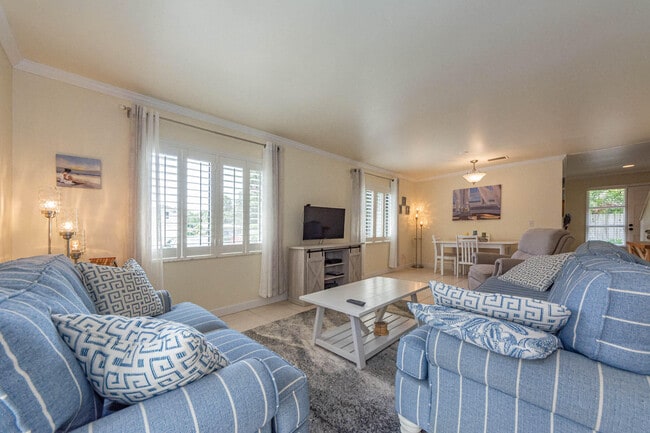 Photo - 917 Coquina Ln