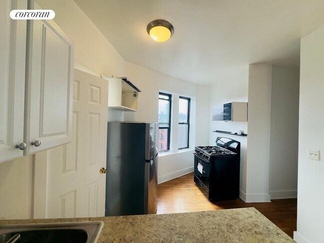 Photo - 145 Borinquen Pl