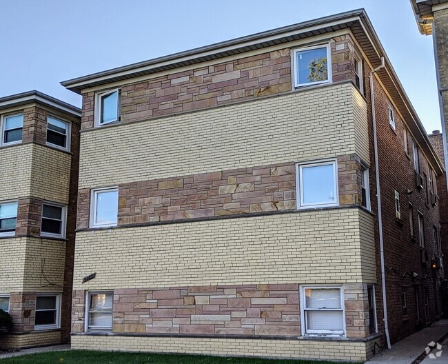 Building Photo - 3144 Ridgeland Ave Rental
