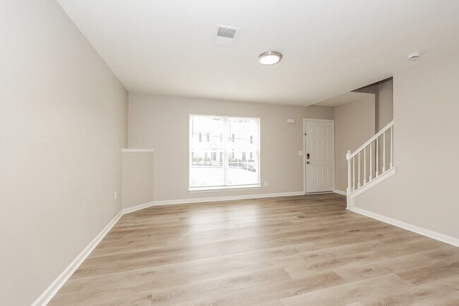 8023 Logan Dr