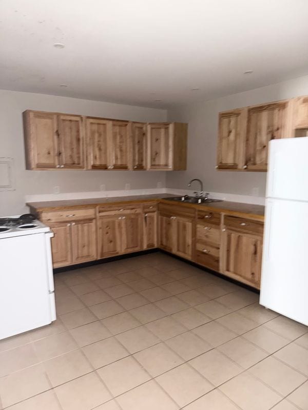 Photo - 300 Cedar St