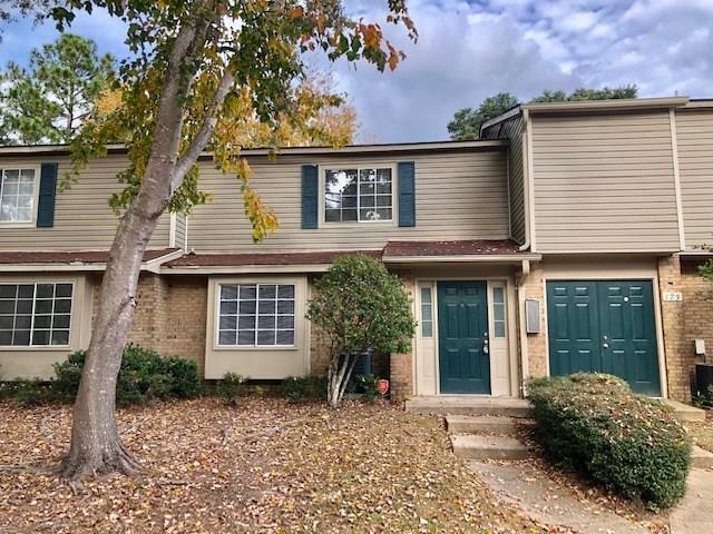 Building Photo - 6701 Dickens Ferry Rd Unit 122 Rental