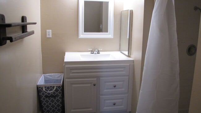 Photo - Rosedale Hwy Duplex