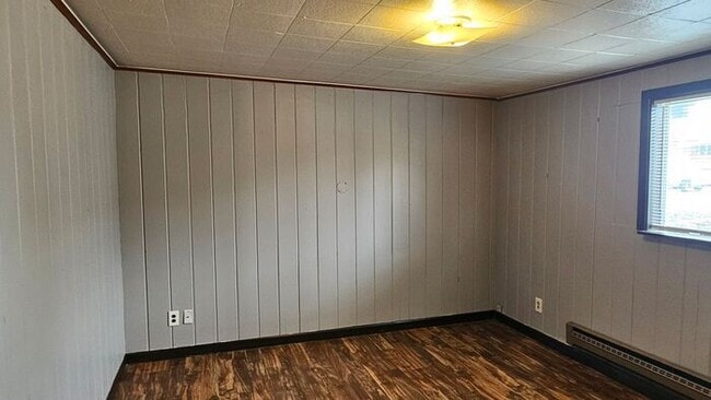 Photo - 1 bedroom duplex close to shopping