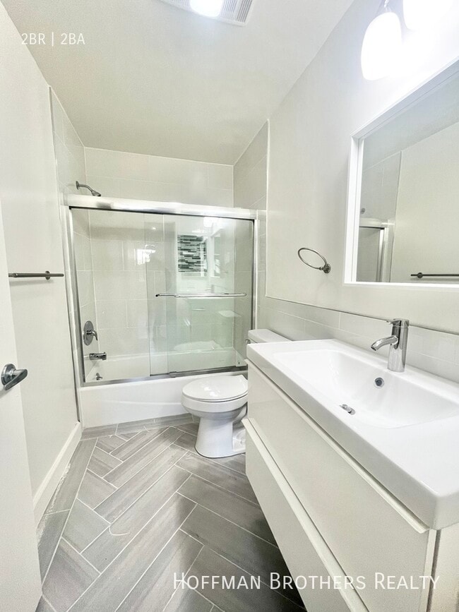 Photo - 860 S Ardmore Ave Unidad 308