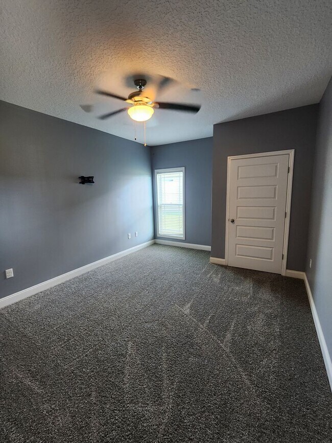 Photo - 3947 Crusader Ct