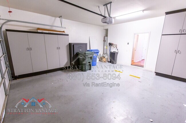 2038 W Marconi Ave
