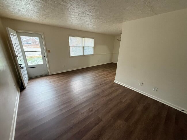 Photo - 341 Garden Park Dr