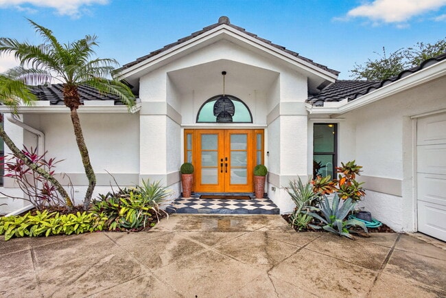 Photo - 12897 La Rochelle Cir