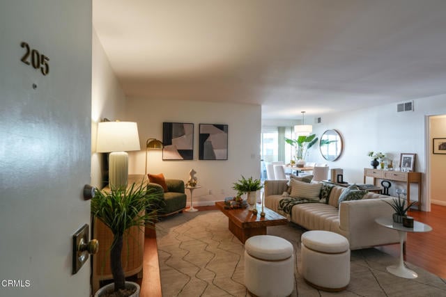 Building Photo - 120 S Sierra Madre Blvd Unit 205