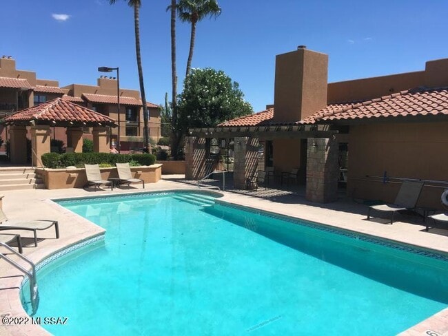 Photo - 6651 N Campbell Ave Unit 281