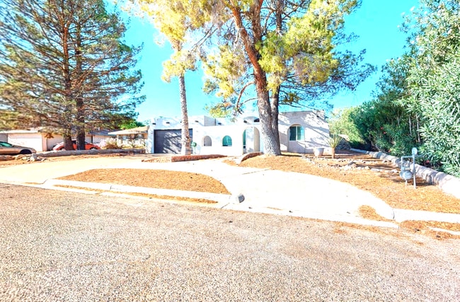 Building Photo - 115 Buckskin Loop Rental