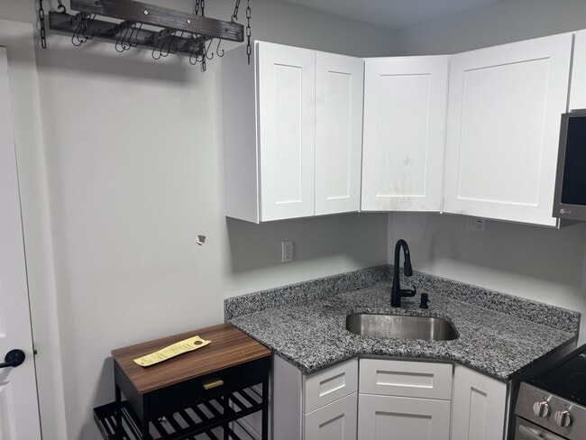 Photo - 2747 Washington Ave