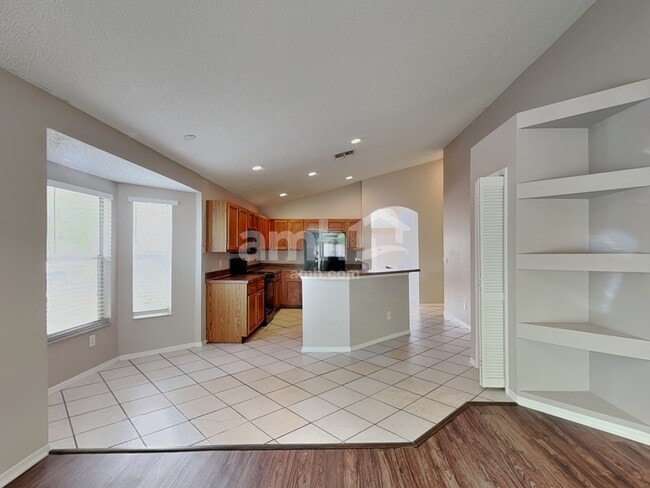 Photo - 503 Tree Shore Dr