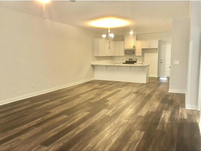 Photo - 3020 Stanhope Dr