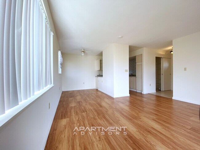 Photo - BEAUTIFUL NEIGHBORHOOD! COMFORTABLE TWO LE...