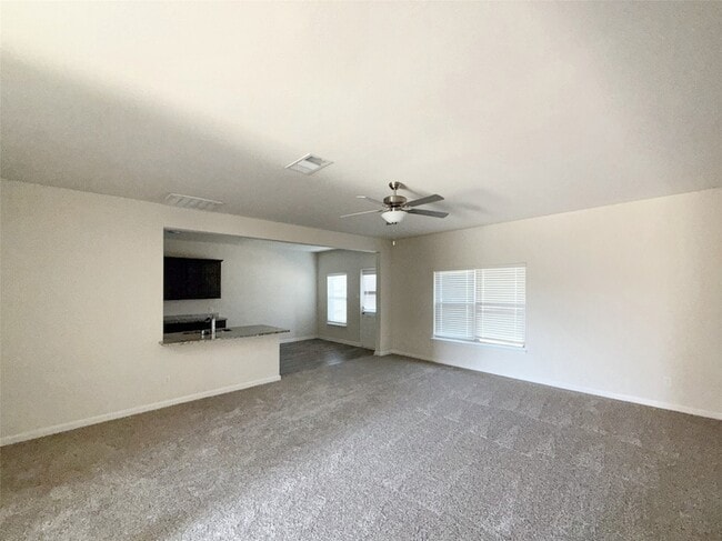 Photo - 913 Serena Dr