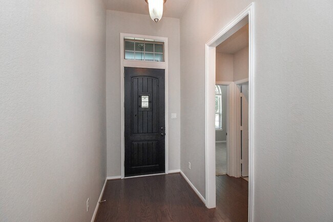 Photo - 2107 Blossomcrown Dr