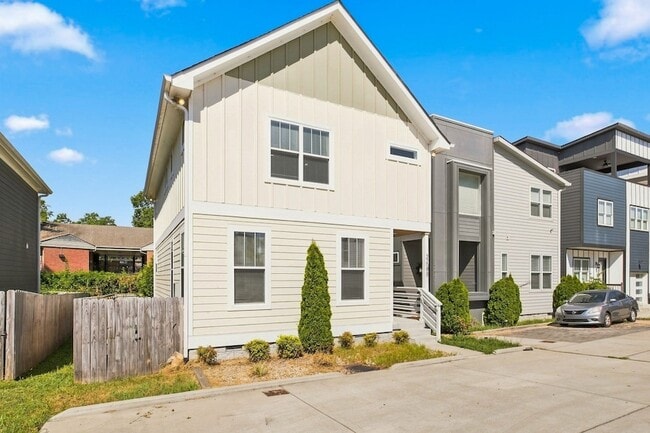 Photo - 2209 24th Ave N