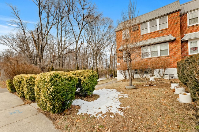 12450 Knights Rd