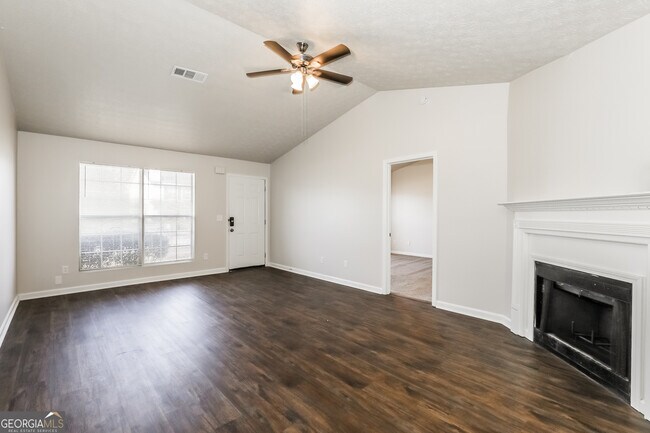 Photo - 9430 Sleepy Hollow Ln