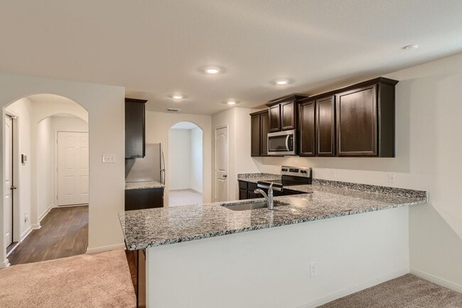 Photo - 3 bedroom for rent on the far West Side!