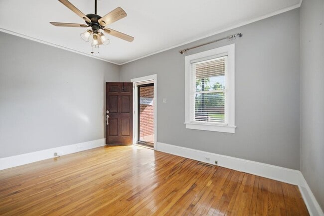Photo - 108 Cullum St