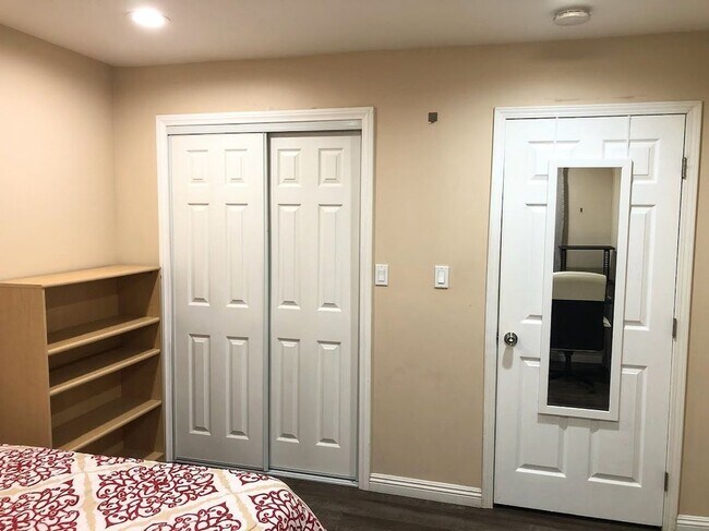 Photo - 1299 W 37th Dr