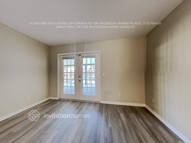 709 Foxglove Pl
