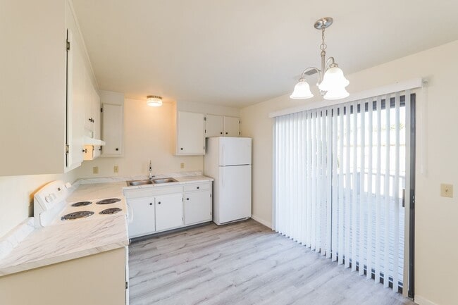 Photo - 7909 Swartz Ave Unit 7909-B