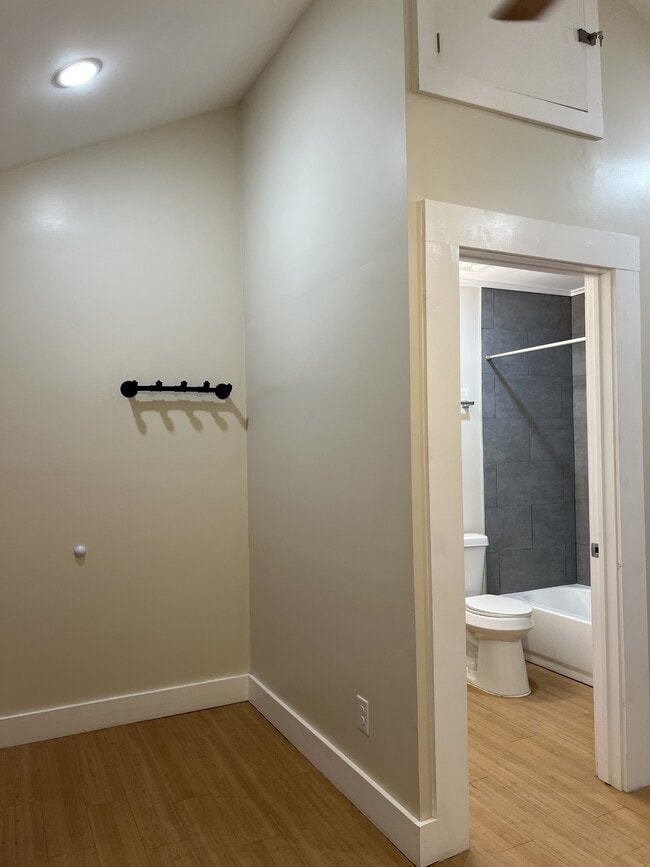 Photo - 1145 E Haskell St