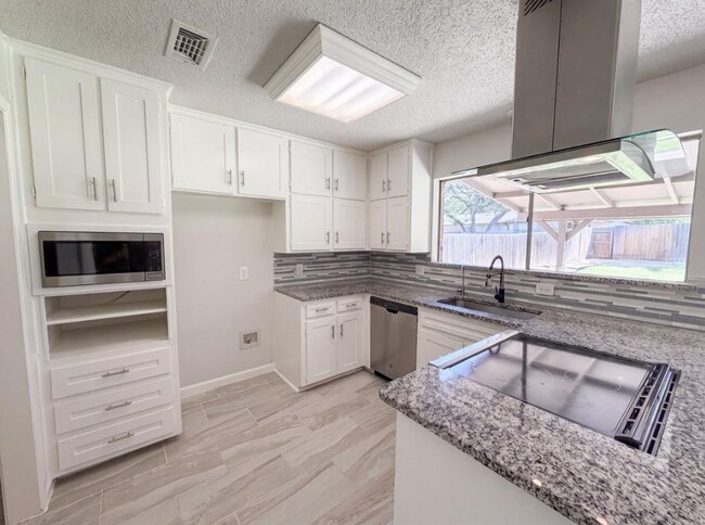 Photo - 2141 Mountainview Dr