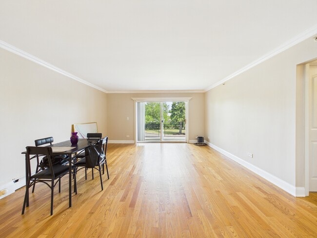 Photo - 2210 S Goebbert Rd Unit 226
