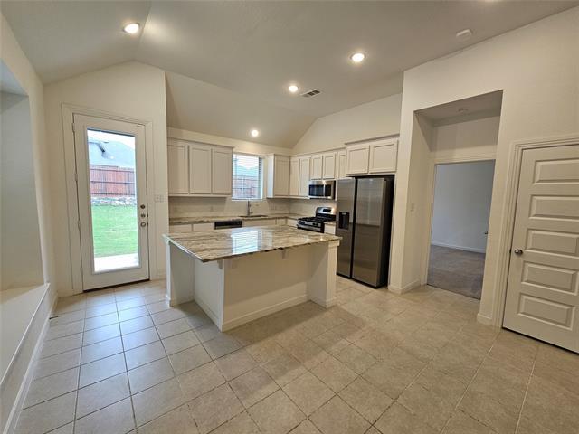 Photo - 3915 Chesapeake Ln