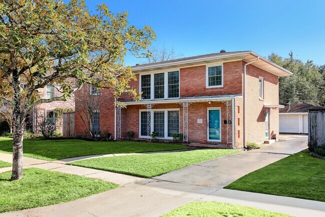 Photo - 2327 Swift Blvd