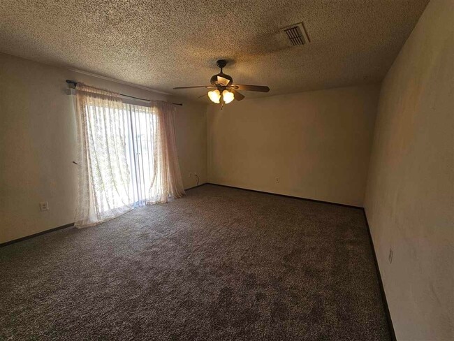 Photo - 6110 SW Park Pl
