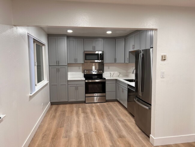 Gunrock Apartments - Gunrock Apartments Unit 513  -  #105
