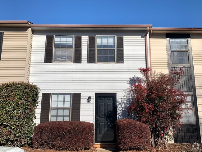 Building Photo - Remodeled Townhome off Lakeside Drive