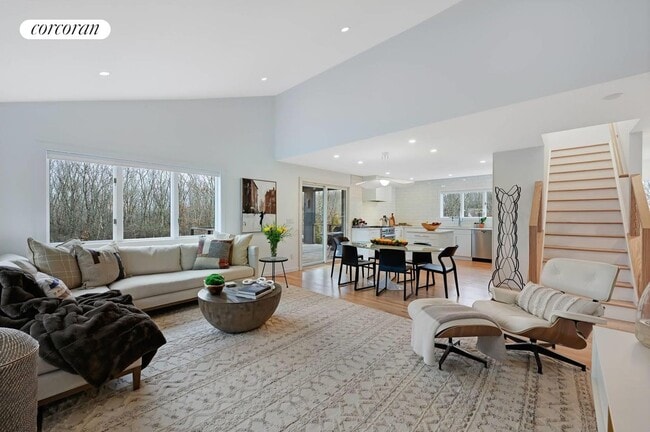 Photo - 15 Margaret Dr