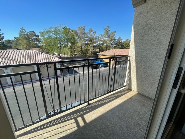 Photo - Delightful 2 Bedroom 2 Bathroom Townhouse!
