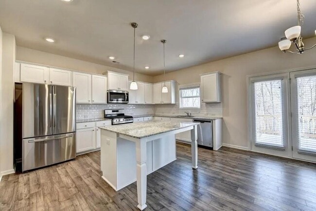 Photo - 162 Valimar Dr