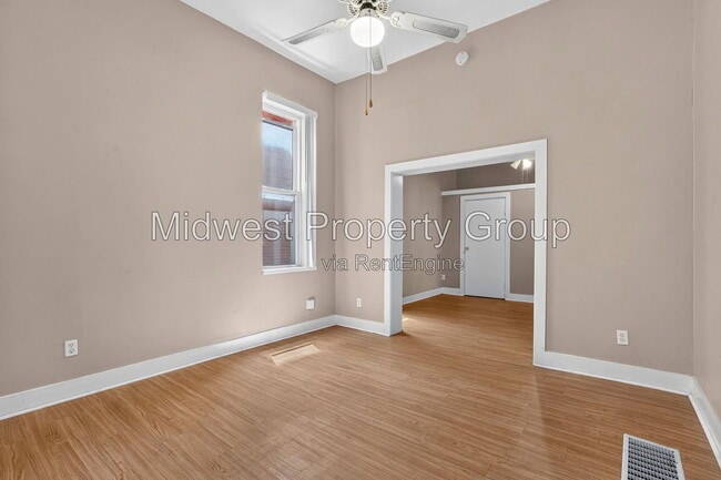 Photo - 3241 S Jefferson Ave Unit 3243