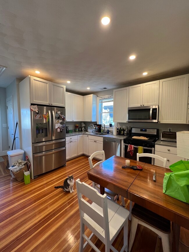 Photo - 305 Highland Ave Unit 3