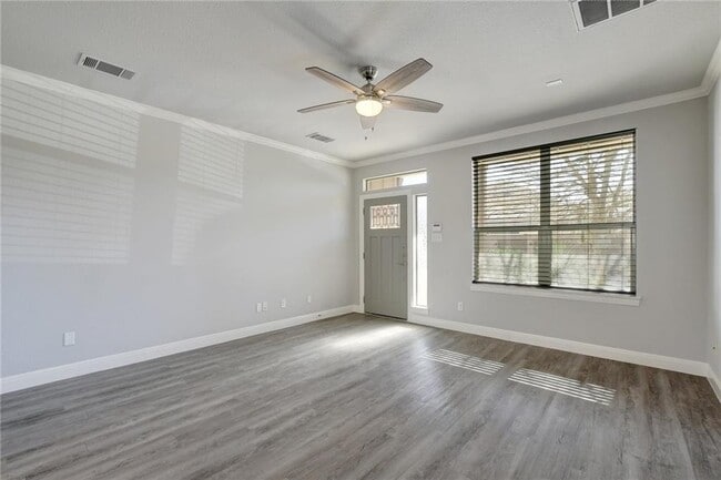 Photo - 430 Old Fitzhugh Rd