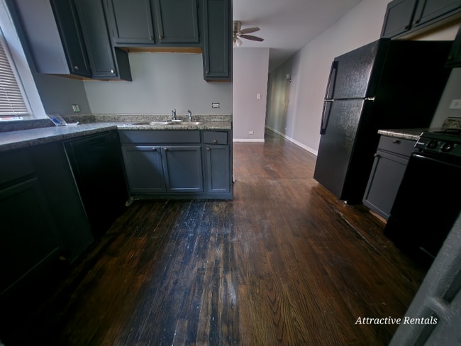 Photo - 5903 W Huron St Unidad 1