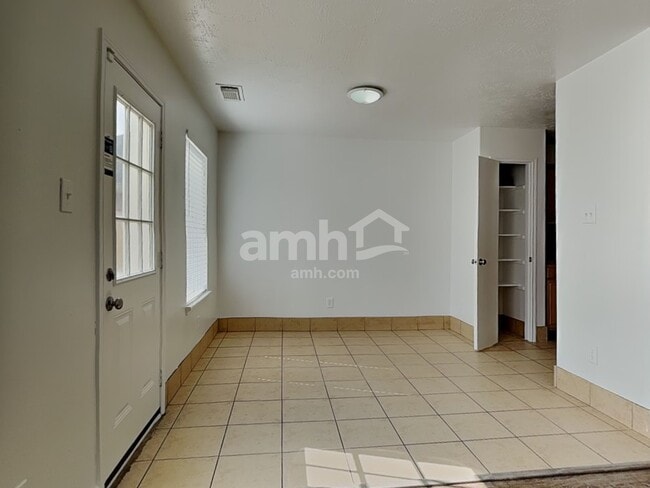 Photo - 6630 Rusty Ridge Ln