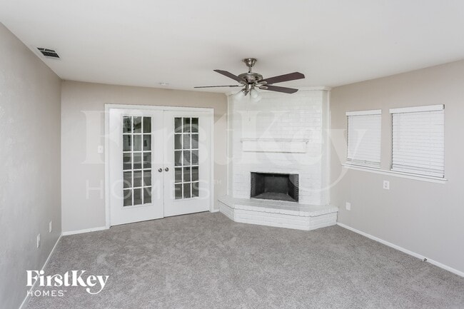 Photo - 5614 Sarasota Dr