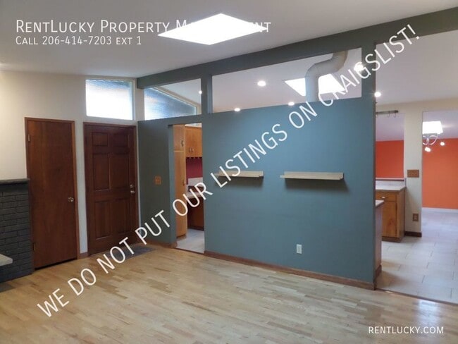 Photo - 20703 1st Pl S